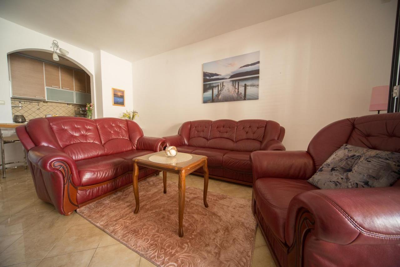 Zen Apartment Przno Sveti Stefan Exteriör bild
